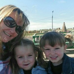 Meet your Posher, Kelly